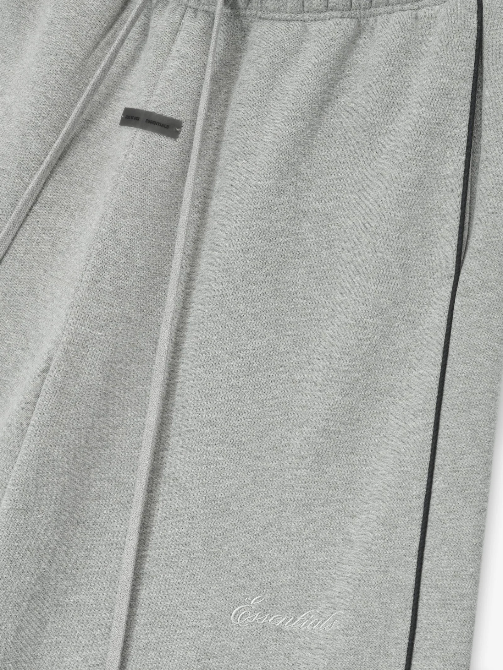 Relaxed Fleece Sweatshort With Piping