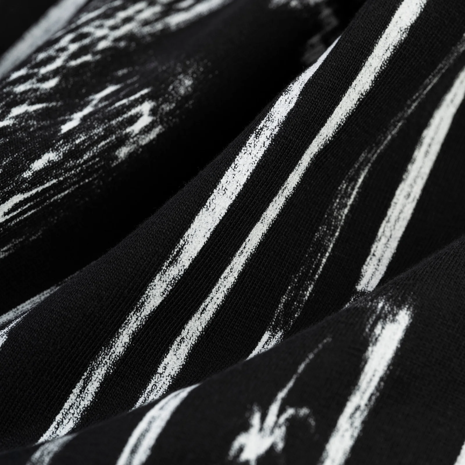 DIFFUSED COLLEGIATE TEE