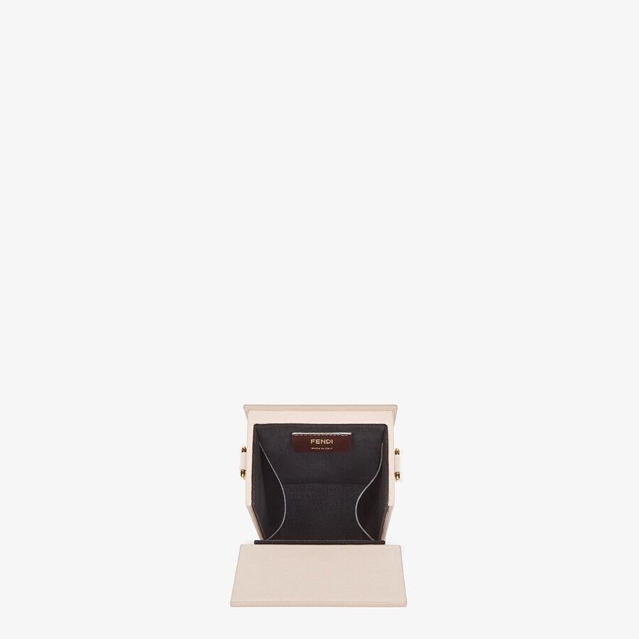 Fendi Vertical Leather Bag - Image 4