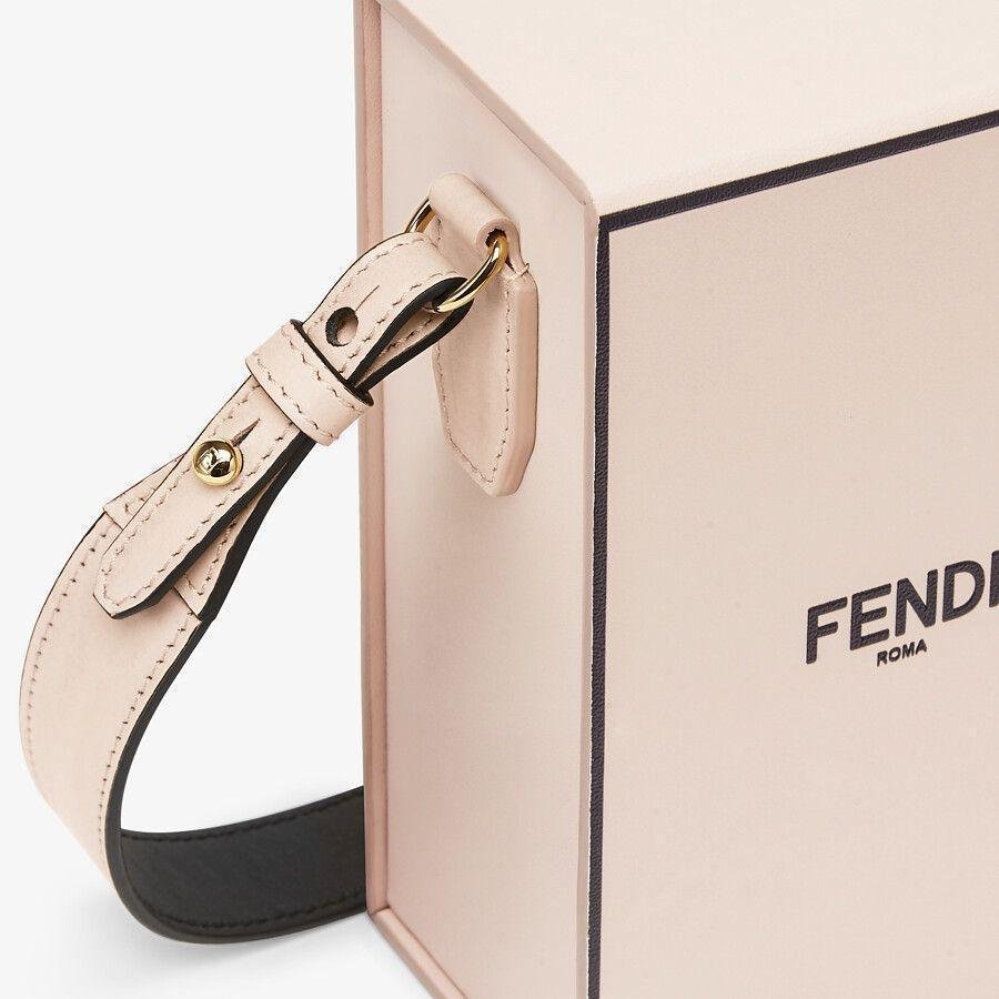 Fendi Vertical Leather Bag - Image 5