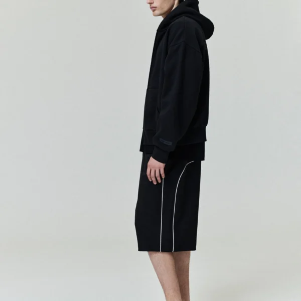 Relaxed Fleece Sweatshort With Piping