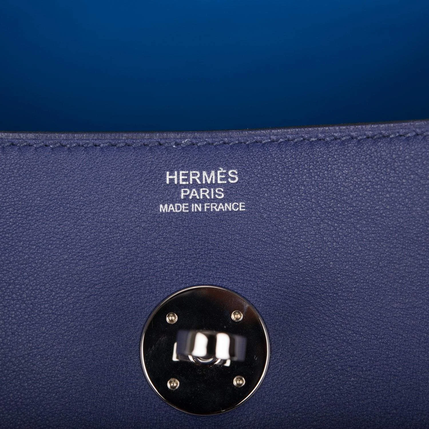 Pre-owned Hermes Lindy 30cm Bleu Encre Verso Swift Palladium Hardware