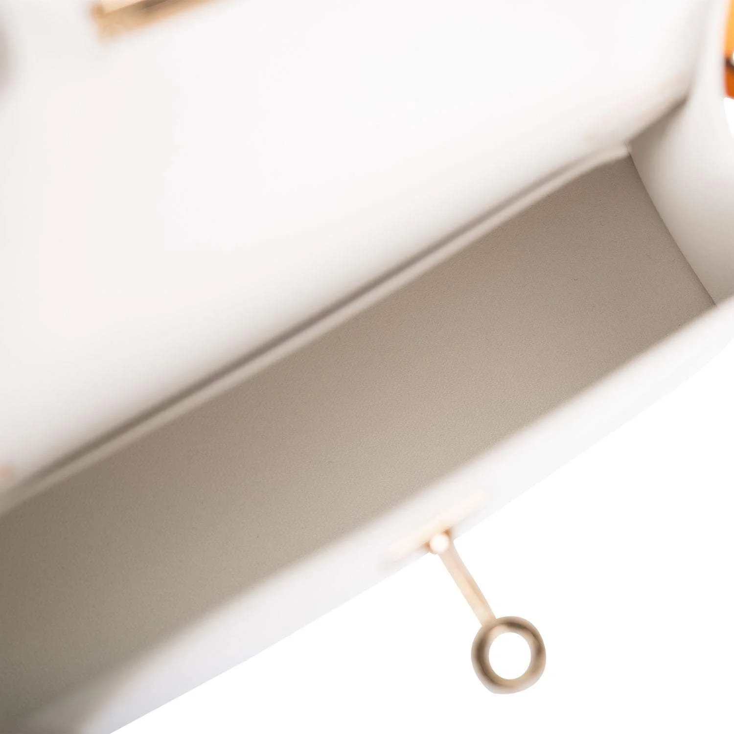 Hermes Horseshoe Stamp (HSS) White and Jaune D’Or Epsom Sellier Kelly 20cm Permabrass Hardware
