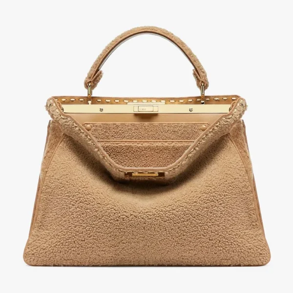 PEEKABOO ISEEU LARGE Beige Sheepskin Bag