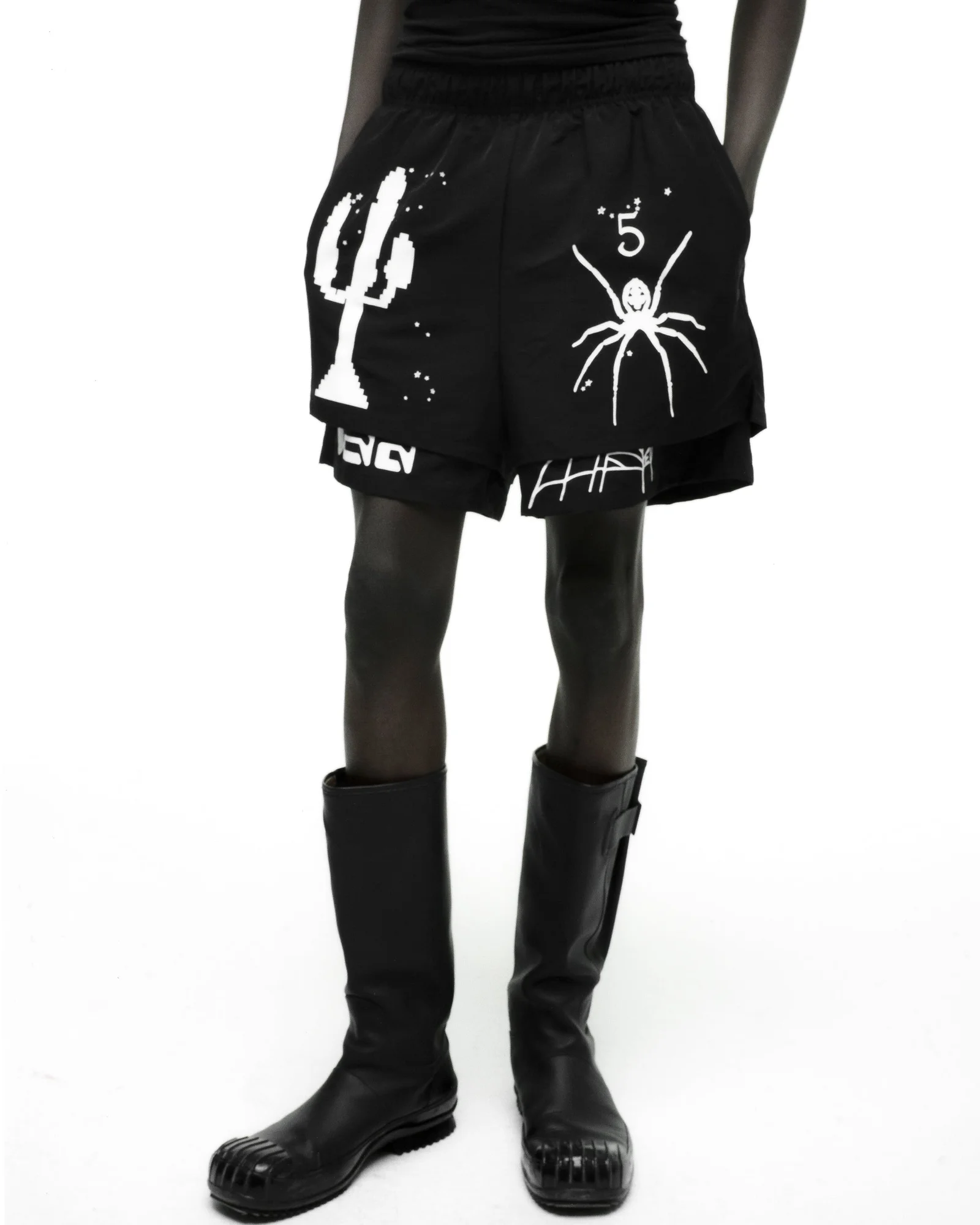 VAA DOUBLE LAYER SHORT